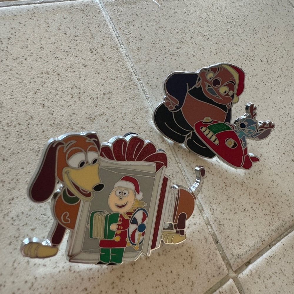 Disney pin Lot